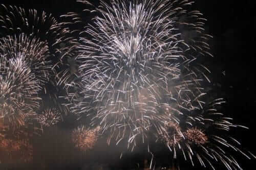 Feu d'artifice lors de la fête nationale à Budapest
