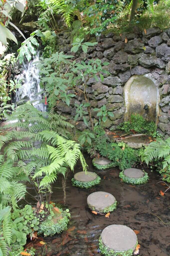 Pièce d'eau jardin de Monte Palace à Madère