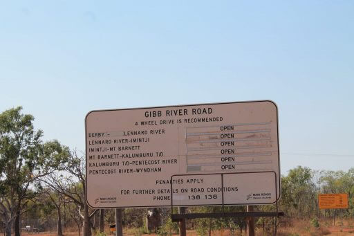 Panneau de la Gibb River Road en Australie