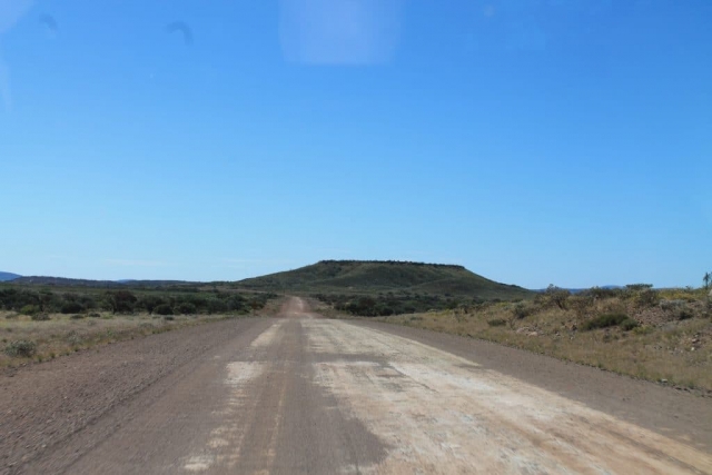 Piste dans le parc Karijini Piste dans le parc Karijini en Australie