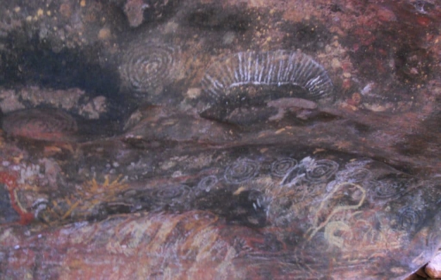 Peintures rupestres à Ayers Rock en Australie