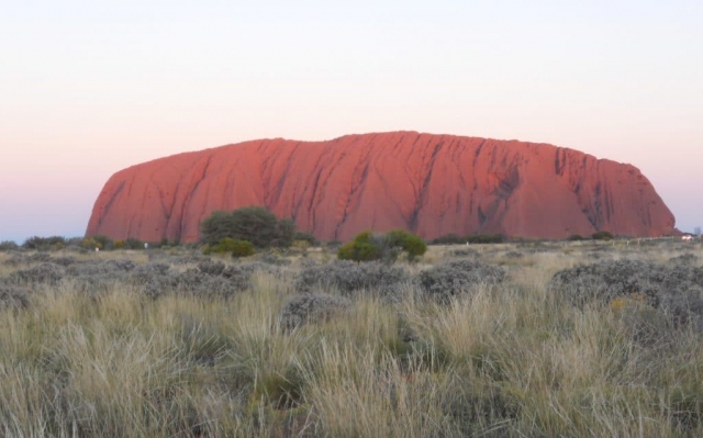 Uluru en Australie fin d'après-midi