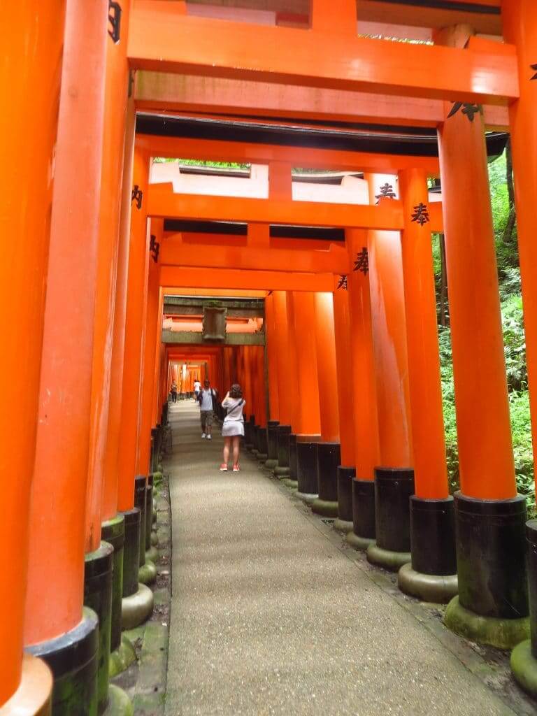 Fushimi-Inari en montant jusqu'au sommet de la colline (5)