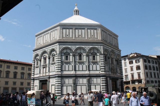 Baptistère de San Giovanni à Florence Baptistère de San Giovanni à Florence