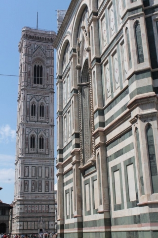 Le campanile de Giotto à Florence Le campanile de Giotto à Florence