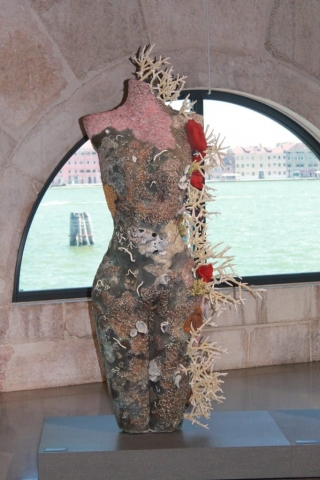 Exposition Damien Hirst Treasures from the Wreck of the Unbelievable (14) Exposition Damien Hirst Treasures from the Wreck of the Unbelievable