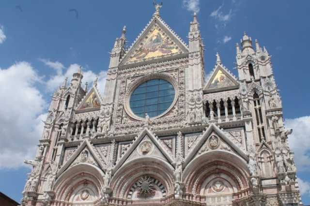 Façade de la cathédrale de Sienne Façade de la cathédrale de Sienne