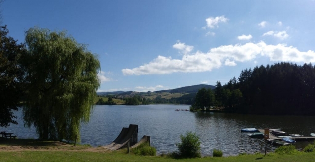 Ponton au lac des sapins