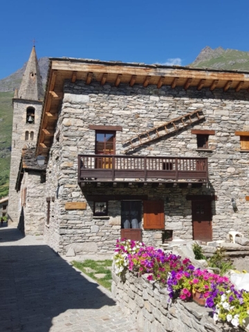 Bonneval-sur-Arc maisons de pierre