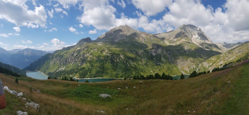 Panorama sur les Plans d'Aval et d'Amont