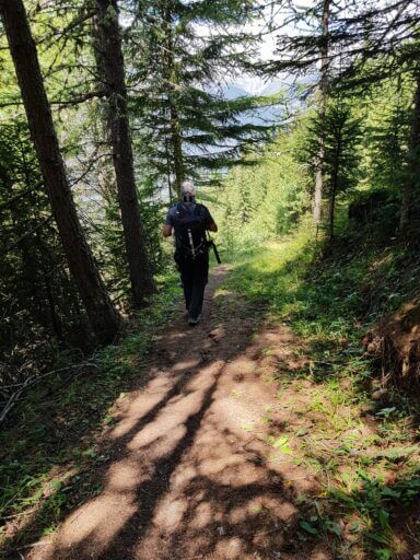 Sur la piste pour raquettes l'été Valfréjus