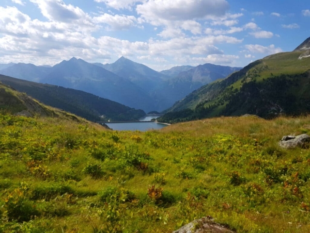 Vue sur le Plan d'Aval et le Plan d'Amont Vue sur le Plan d'Aval et le Plan d'Amont