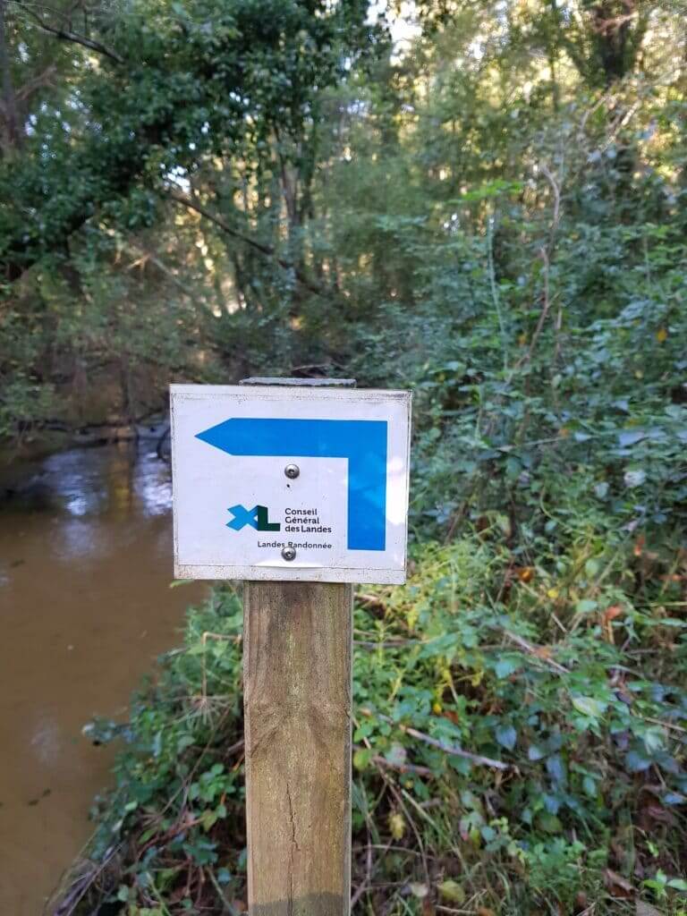 tourner à gauche Aureilhan