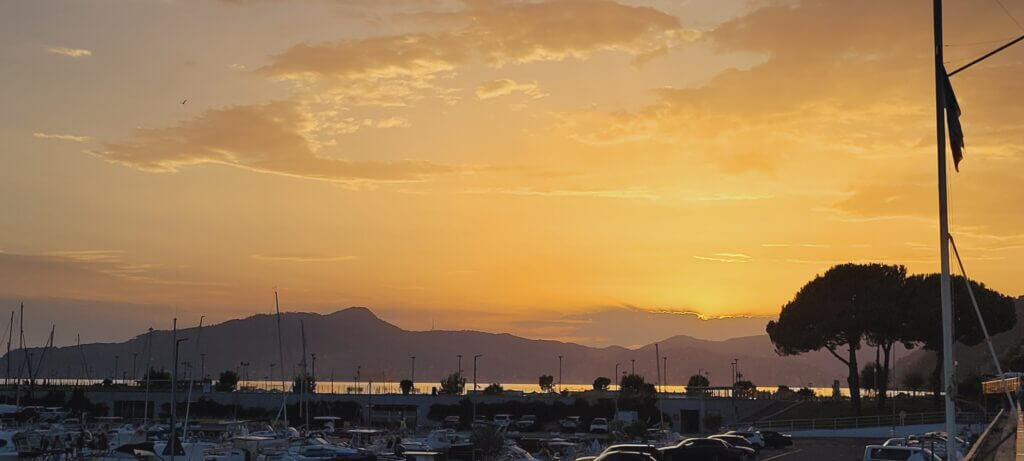 Visiter les Cinque Terre coucher de soleil