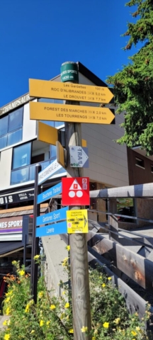 Panneau juste après l'OT Panneau juste après l'OT