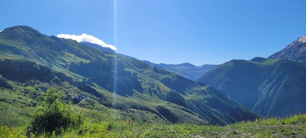 Panorama sur les montagnes