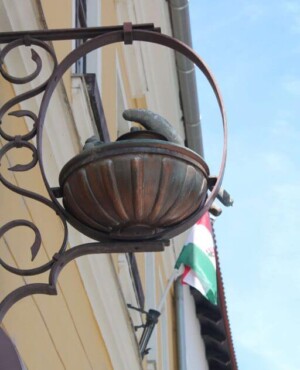 enseigne Orszaghaz et Fortuna et Tancsics utca à Budapest