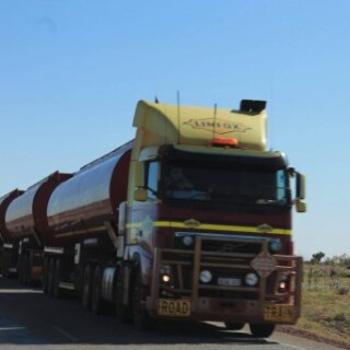 Road train sur les routes Australiennes