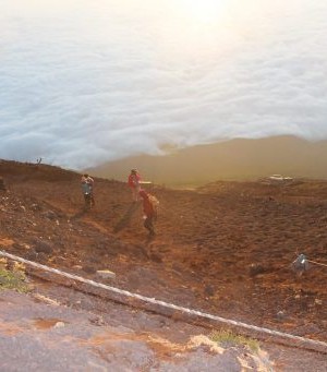 vue sur la voie descendante du mont Fuji