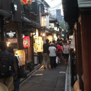 Kiyamachi-dori