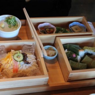 au restaurant au japon