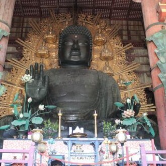 le grand bouddha de Todai-ji à Nara