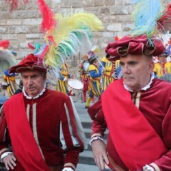 Cérémonie en costume devant le Palzzo Vecchio à Florence (2)